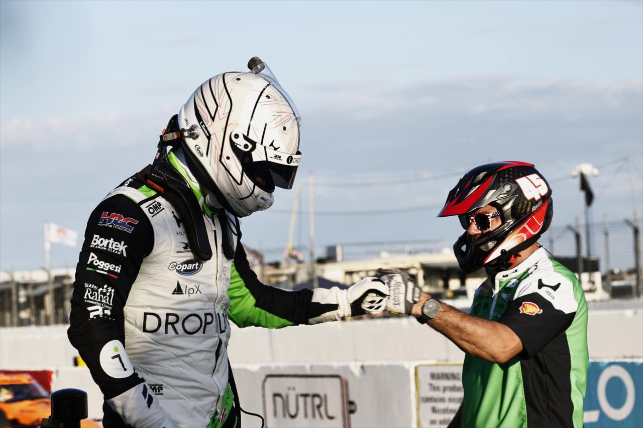 Foster Opens IndyCar Season with Solid 14th at St Petersburg