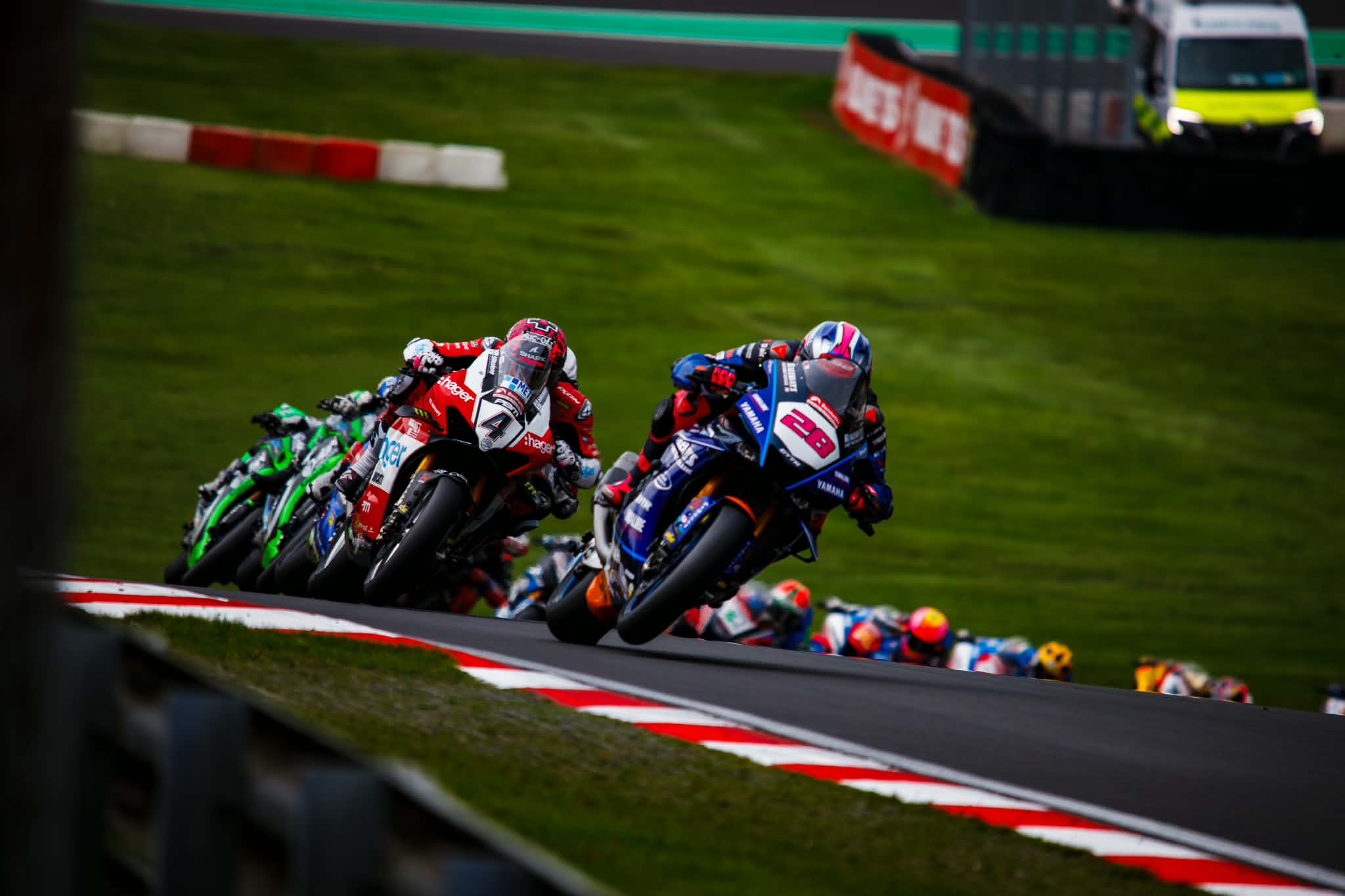 British Superbike Cadwell Park Preview: Full throttle into the weekend